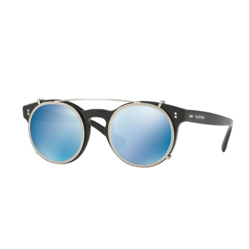 Worn only few times Valentino Round Sunglasses VA4009CA